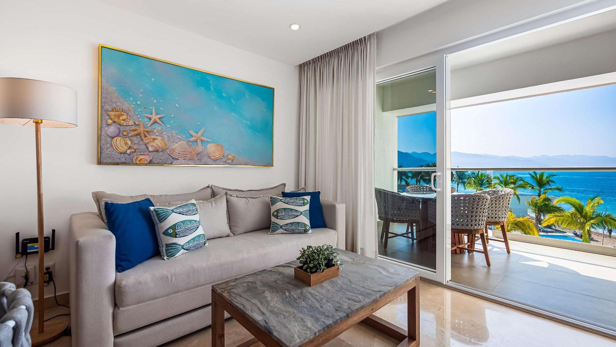 Oceanfront 1br With Balcony - Sea View & Pools Apartamento Puerto Vallarta
